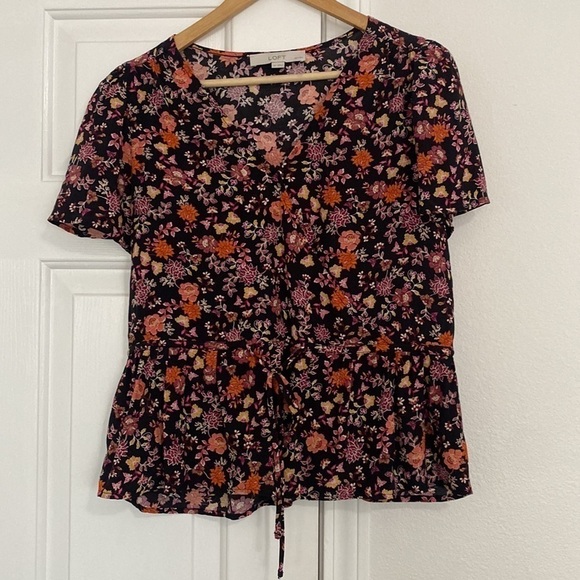 Loft fall floral short sleeveless blouse. - Picture 1 of 13
